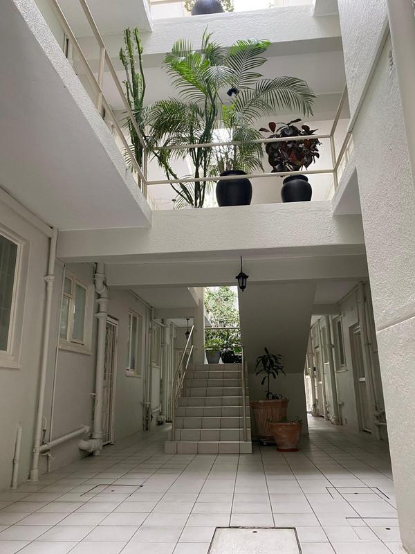 1 Bedroom Property for Sale in Green Point Western Cape